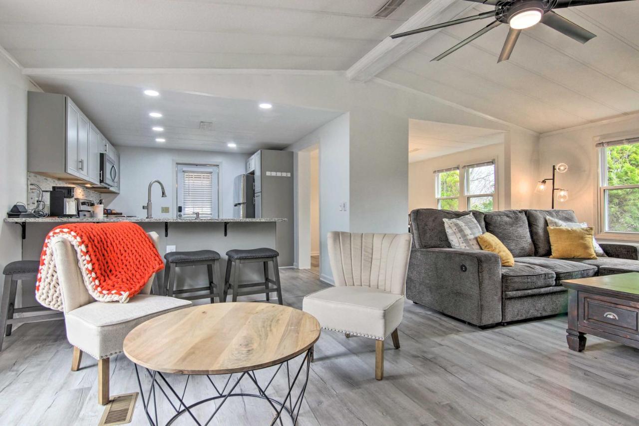 Cozy Asheville Cottage With Grill And Fire Pit! 외부 사진